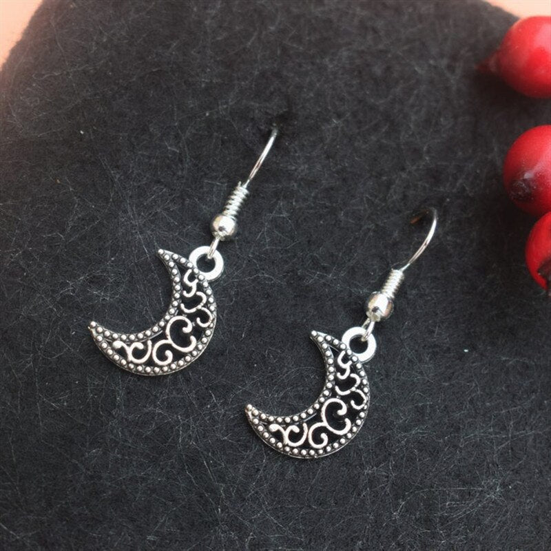 Crescent Moon earrings Many Styles