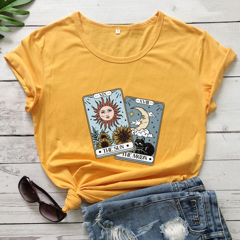 the sun the moon tarot card Colored T-shirt retro women short sleeve graphic witch nature tee shirt top