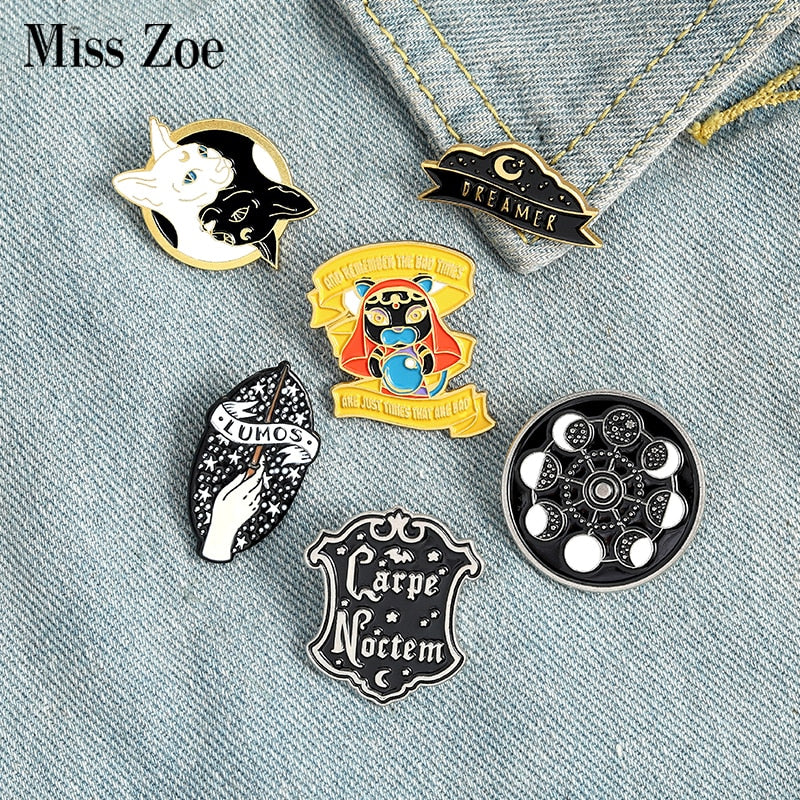 Mysterious Night Enamel Pin Witch Cat Moon Curse Badge Custom Brooches Lapel pin Jeans shirt Bag Magic Witchcraft Jewelry Gift