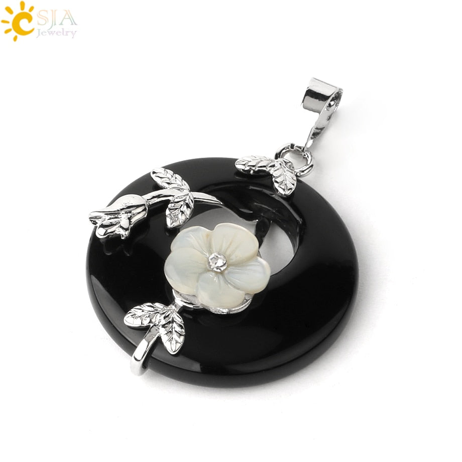 Round Flower Leaf Necklace