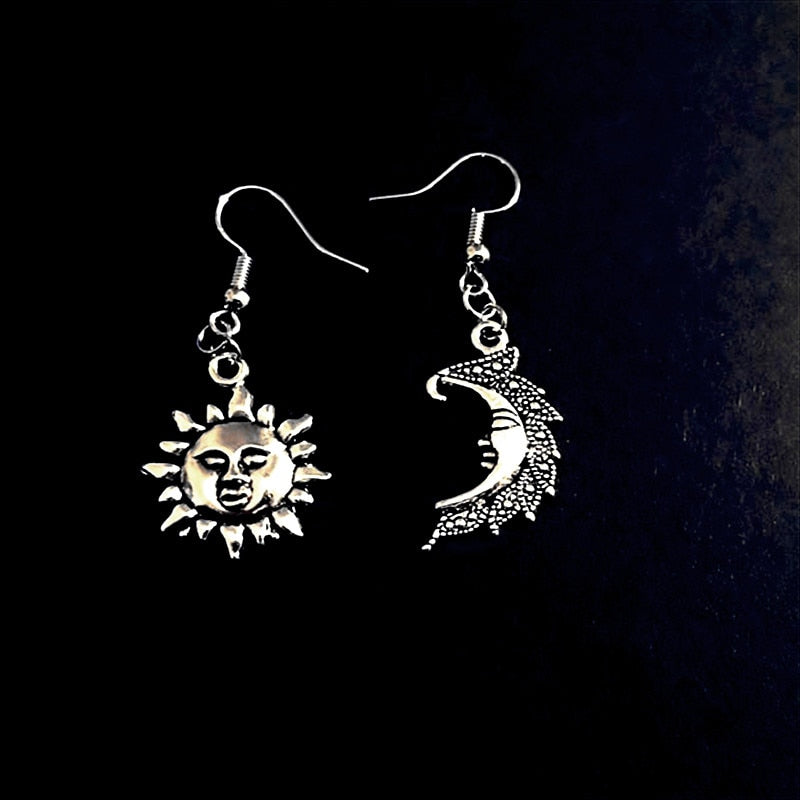 Crescent Moon earrings Many Styles