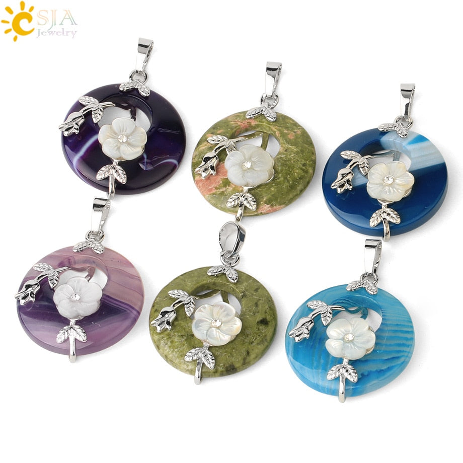 Round Flower Leaf Necklace