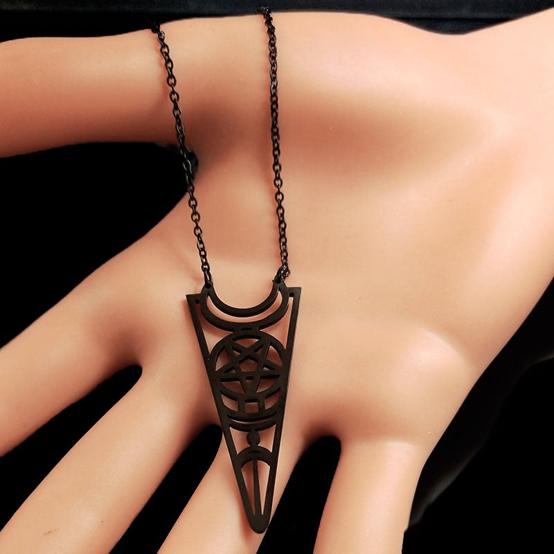 Wicca Pentagram Pentacle Moon Hollow Choker