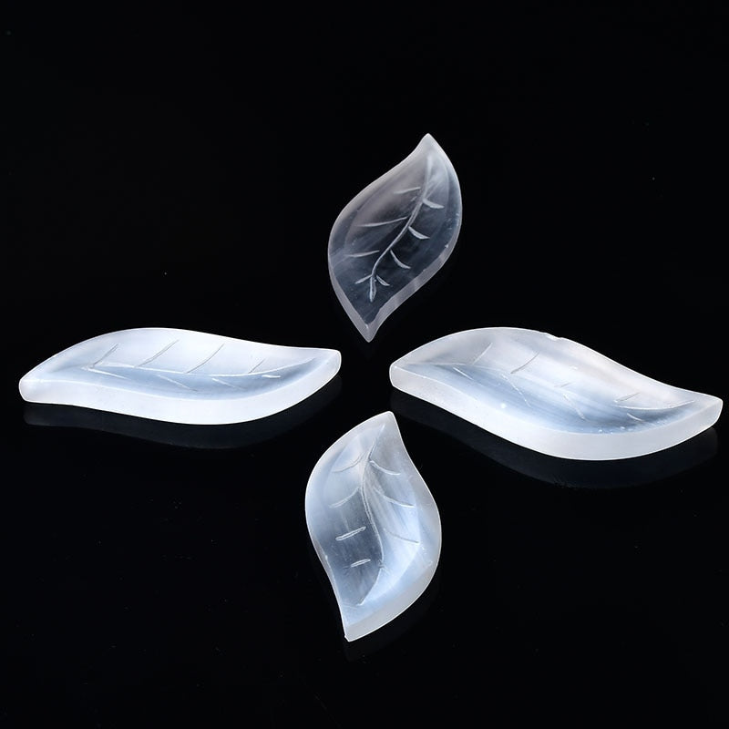 Selenite Bowl Leaf